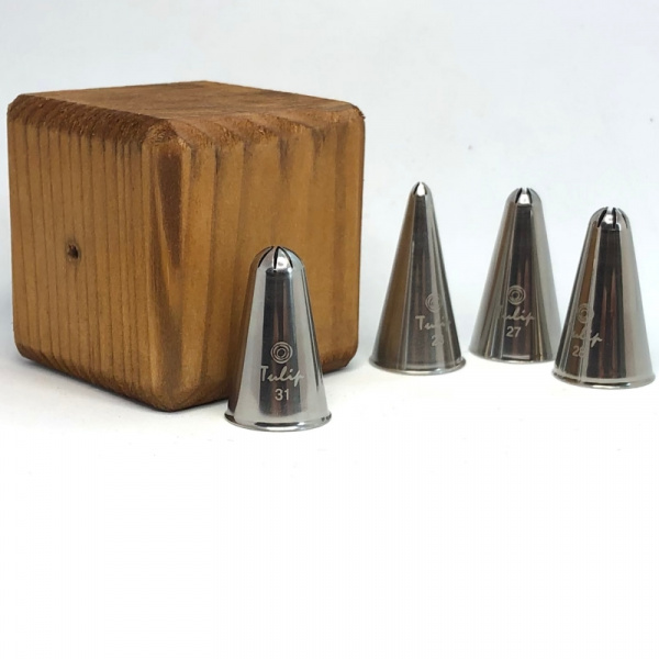 Кондитерская насадка закрытая звезда №31 Tulip™ малый размер (diam.9 mm; 9 лучей) Кондитерская насадка закрытая звезда №31 Tulip™ малый размер (diam.9 mm; 9 лучей)