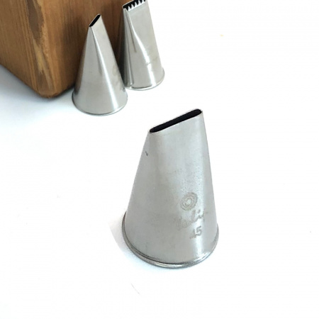 Кондитерская насадка лента №45 Tulip™ (Smooth Basketweave) Кондитерская насадка лента №45 Tulip™ (Smooth Basketweave)